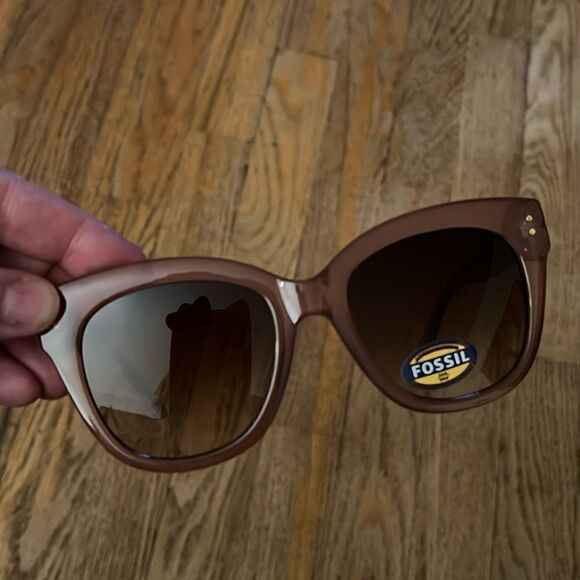 Fossil Large Cat Style Sunglasses main image 7